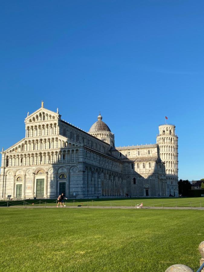 Ancora Bilocale Villa Marina di Massa Bagian luar foto
