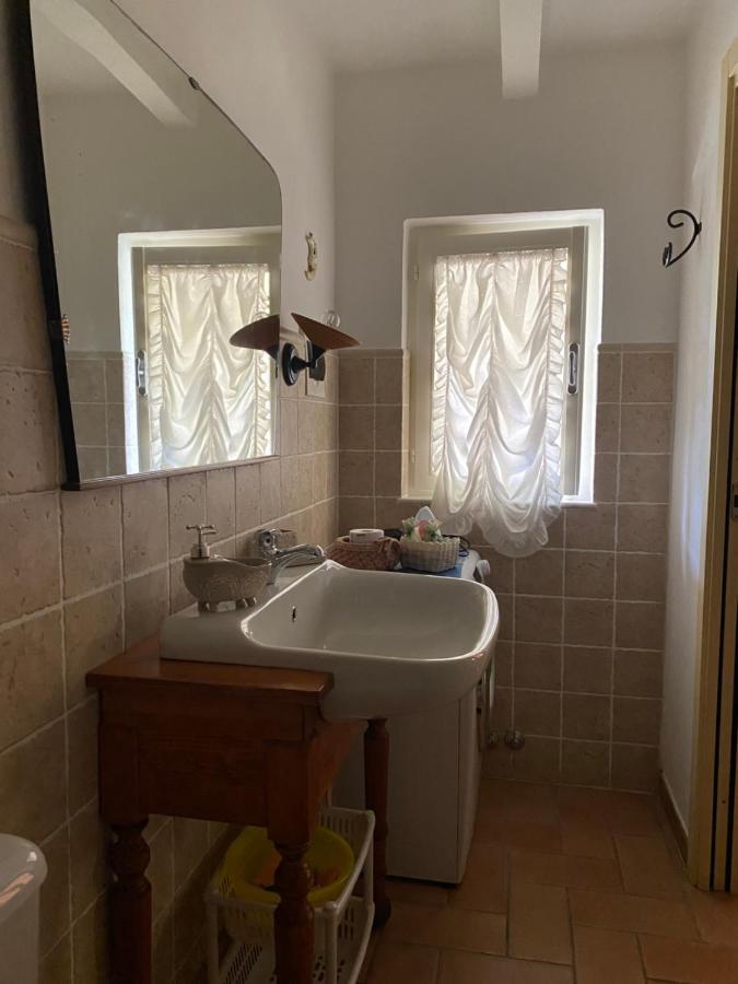 Ancora Bilocale Villa Marina di Massa Bagian luar foto